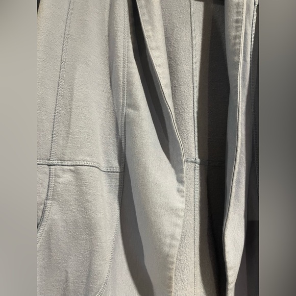 Eddie Bauer cocoon sweater - Picture 3 of 5